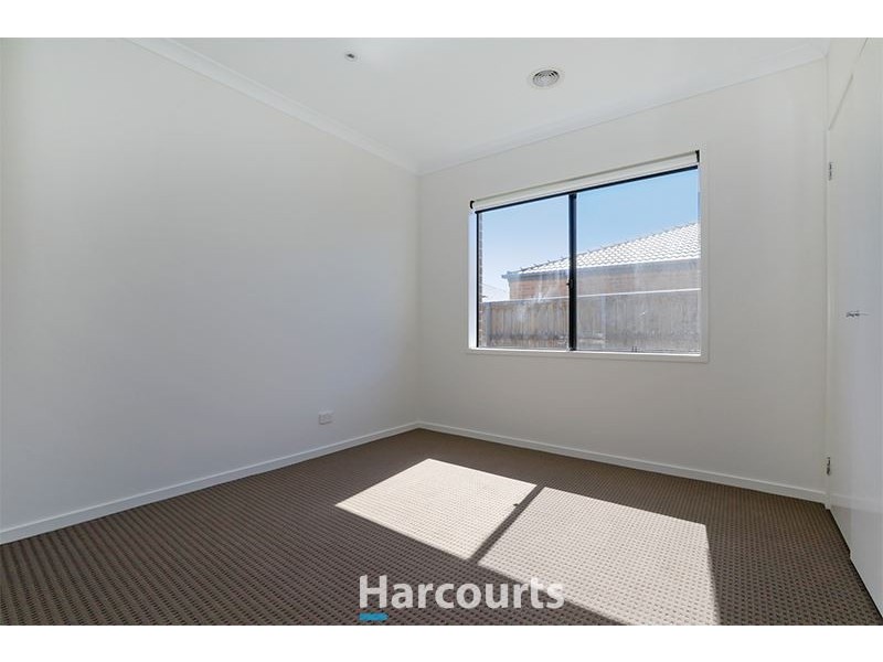 15 Saffron Avenue, Officer VIC 3809