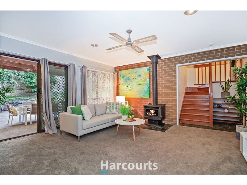 4 Dove  Court, Pakenham VIC 3810