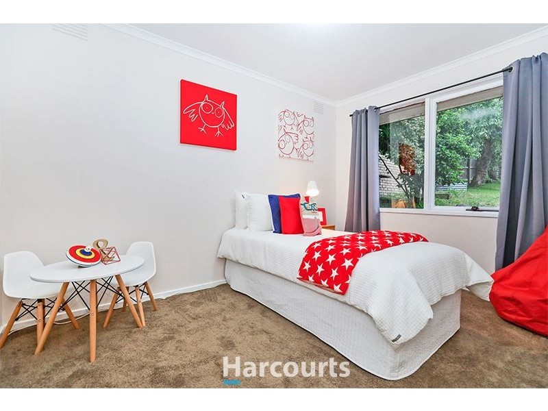 4 Dove  Court, Pakenham VIC 3810