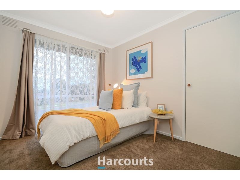 4 Dove  Court, Pakenham VIC 3810