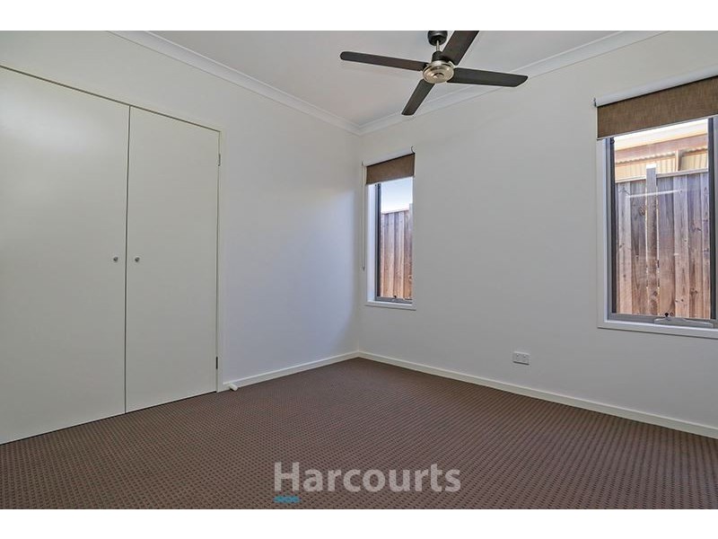 61 Gallery Way, Pakenham VIC 3810