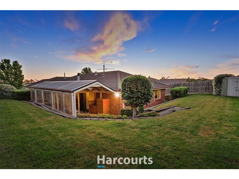 52 Ebony Drive, Pakenham VIC 3810