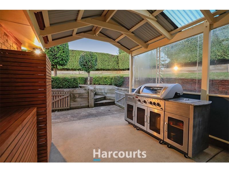 52 Ebony Drive, Pakenham VIC 3810