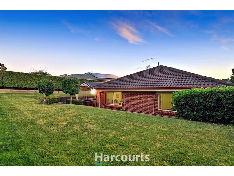 52 Ebony Drive, Pakenham VIC 3810