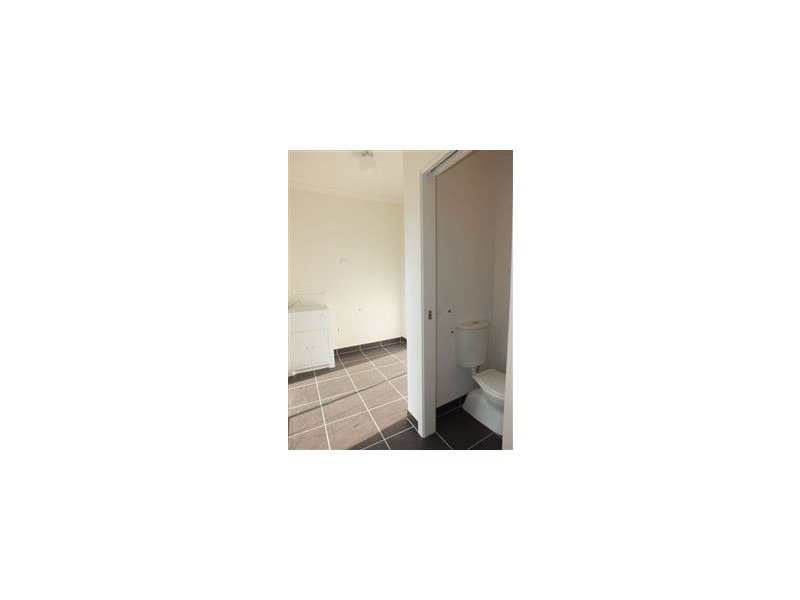 13 McClenaghan Place, Pakenham VIC 3810