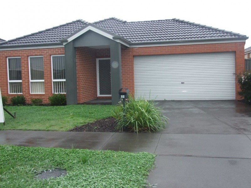 25 Everly Circuit, Pakenham VIC 3810
