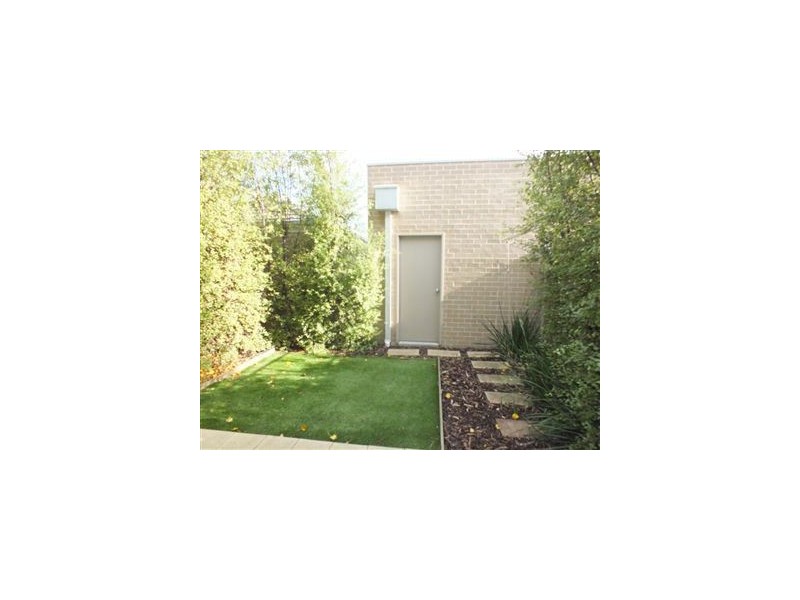 3 Egret Way, Pakenham VIC 3810