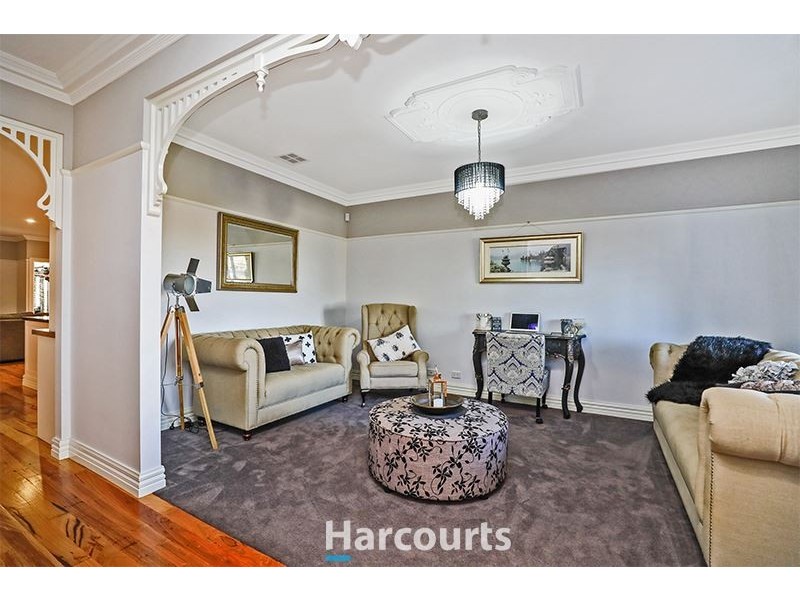 14 Abrehart Road, Pakenham VIC 3810