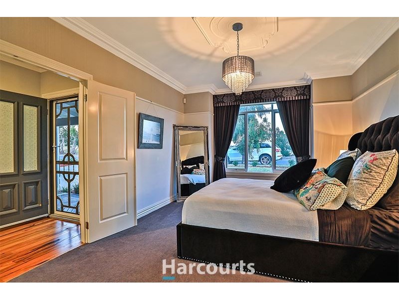 14 Abrehart Road, Pakenham VIC 3810