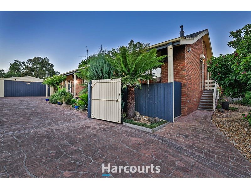 47 Ahern Road, Pakenham VIC 3810