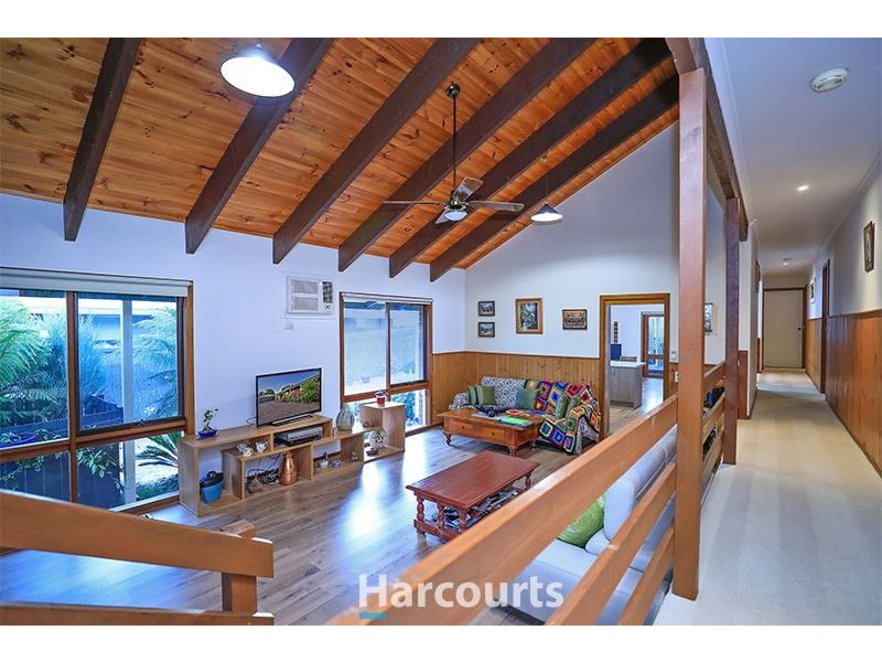 47 Ahern Road, Pakenham VIC 3810