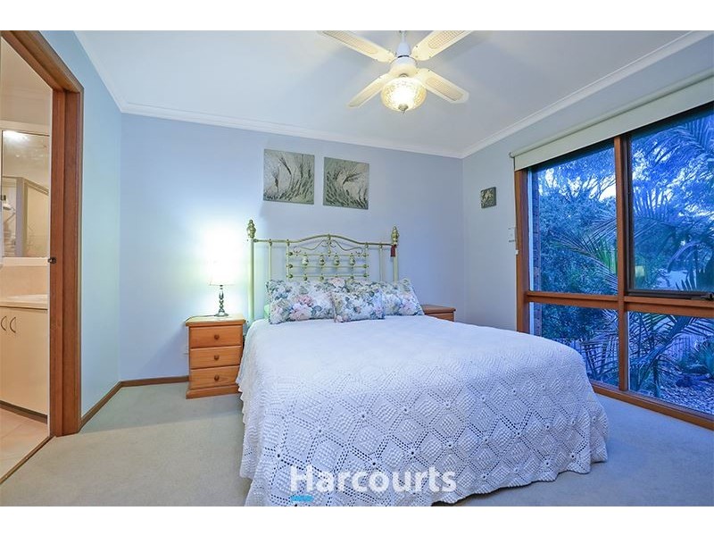 47 Ahern Road, Pakenham VIC 3810