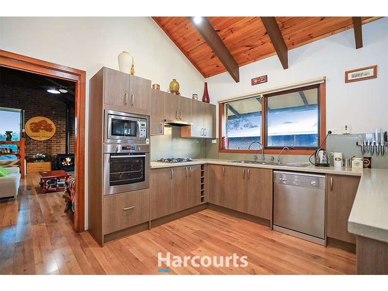 47 Ahern Road, Pakenham VIC 3810