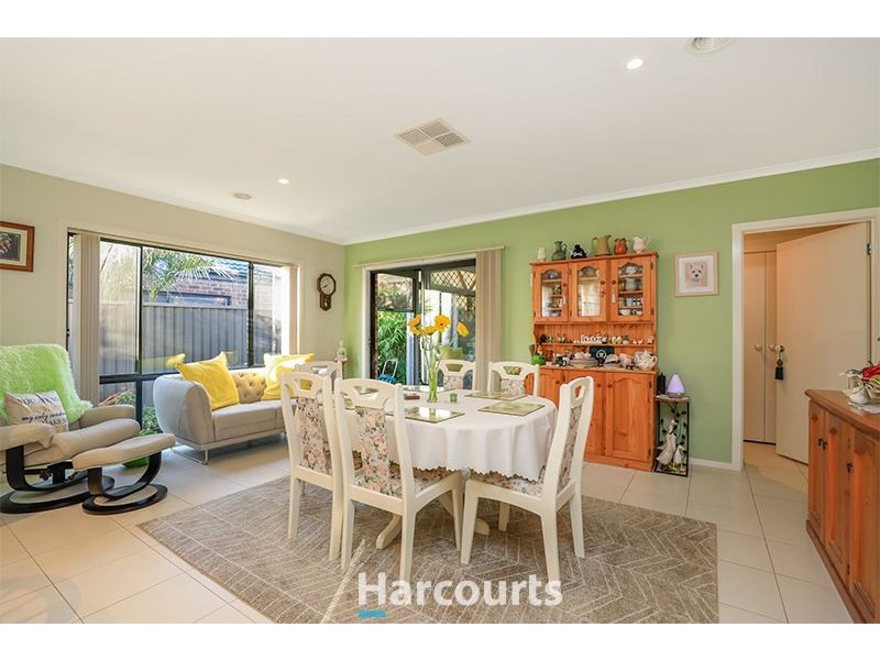 34 Britton Drive, Pakenham VIC 3810