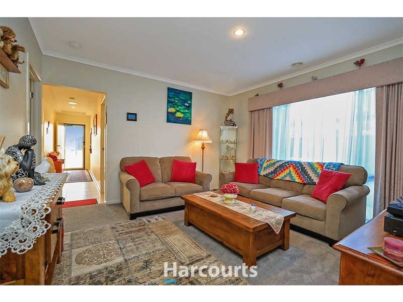 34 Britton Drive, Pakenham VIC 3810