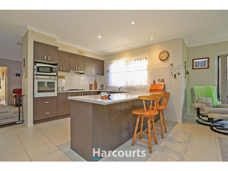 34 Britton Drive, Pakenham VIC 3810