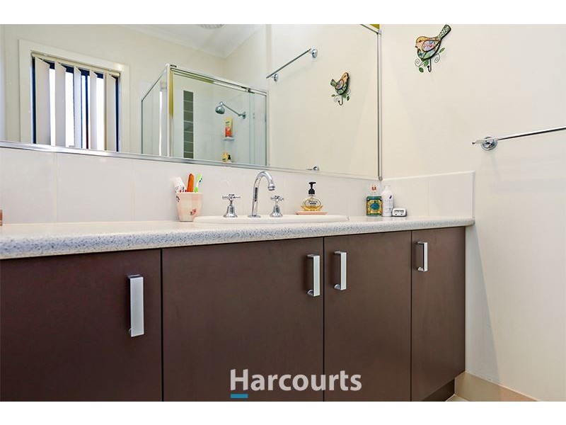 34 Britton Drive, Pakenham VIC 3810