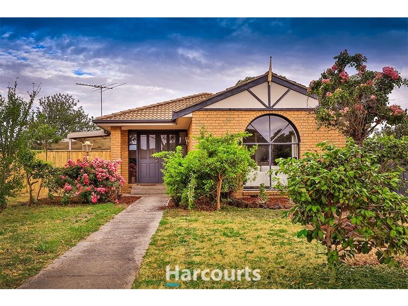 2 Bridle Place, Pakenham VIC 3810