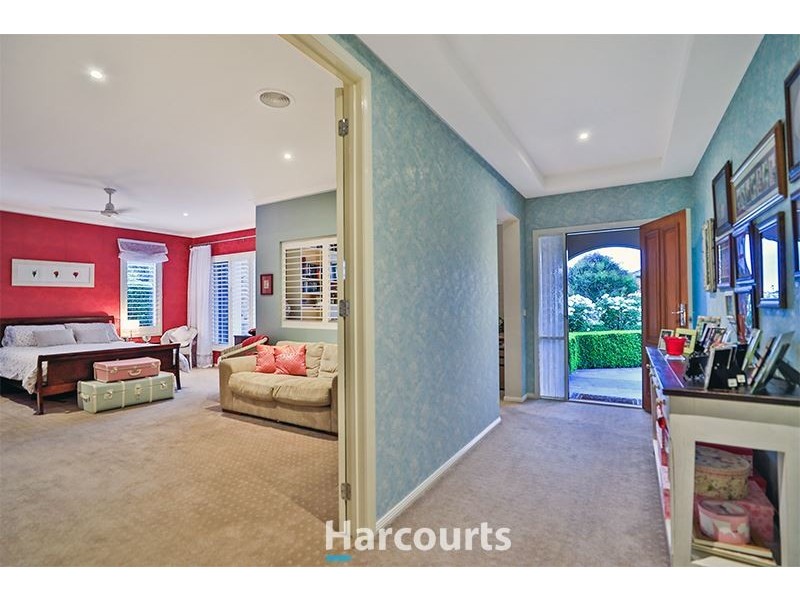 2 Sundew Crescent, Pakenham VIC 3810