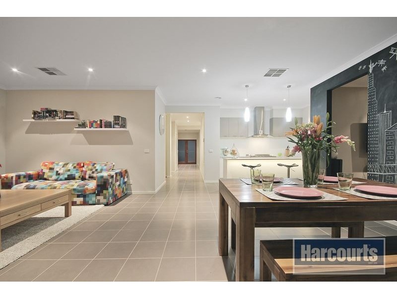 23 Rush Lily Drive, Officer VIC 3809