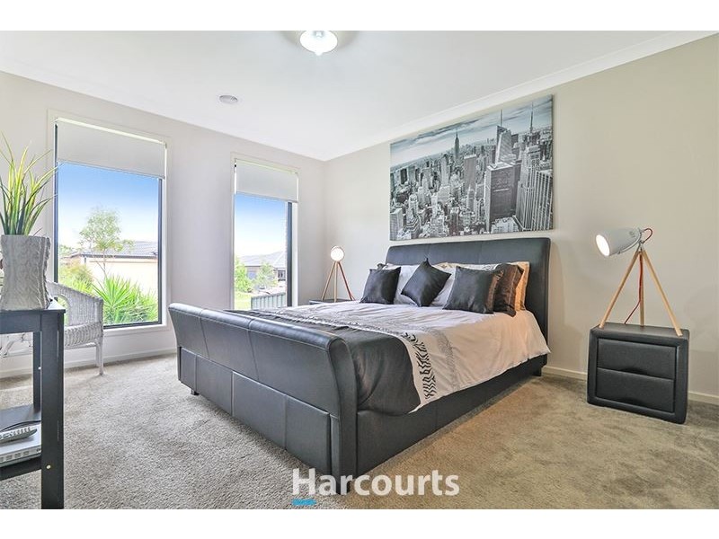 15 Pointer Drive, Pakenham VIC 3810