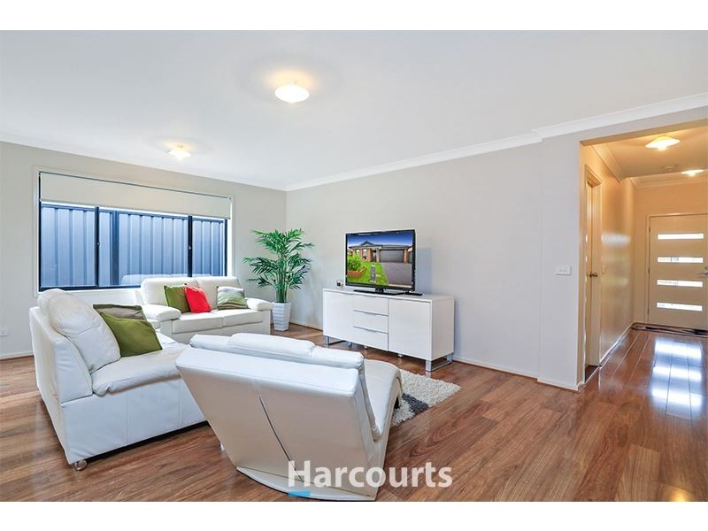 15 Pointer Drive, Pakenham VIC 3810