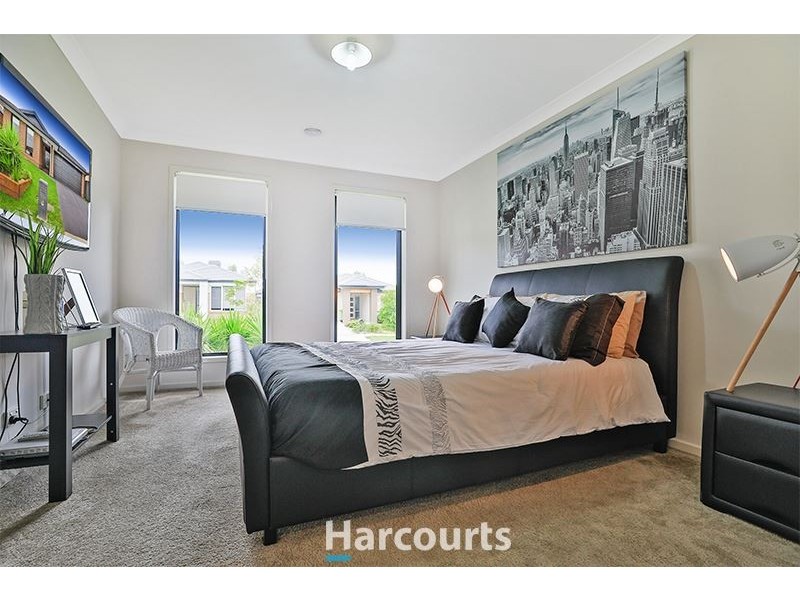 15 Pointer Drive, Pakenham VIC 3810