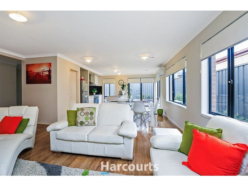 15 Pointer Drive, Pakenham VIC 3810