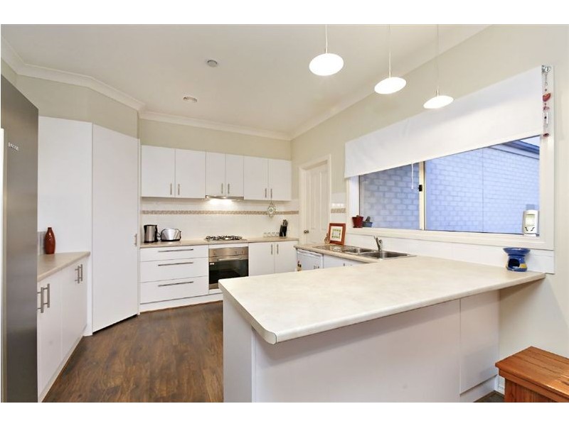 47 Sandalwood Drive, Pakenham VIC 3810