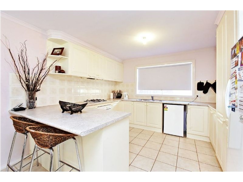 1/9 Henty Street, Pakenham VIC 3810