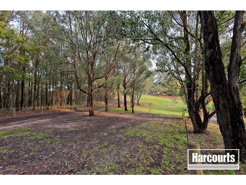 140 Mann Road, Pakenham Upper VIC 3810