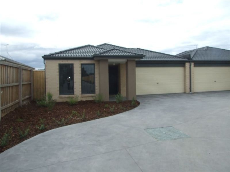 14/31 Syme Road, Pakenham VIC 3810