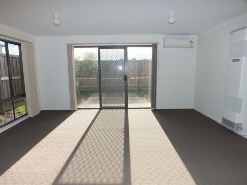 14/31 Syme Road, Pakenham VIC 3810