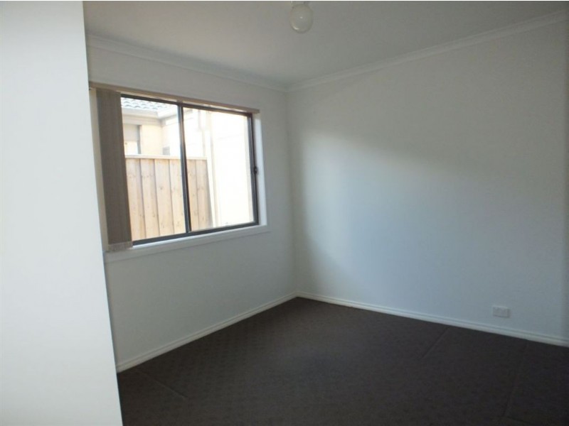 14/31 Syme Road, Pakenham VIC 3810