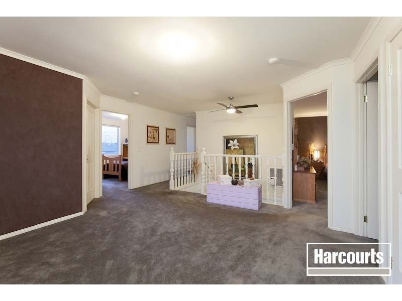 4 Livingstone Boulevard, Pakenham VIC 3810