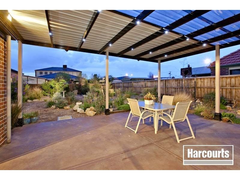 4 Livingstone Boulevard, Pakenham VIC 3810