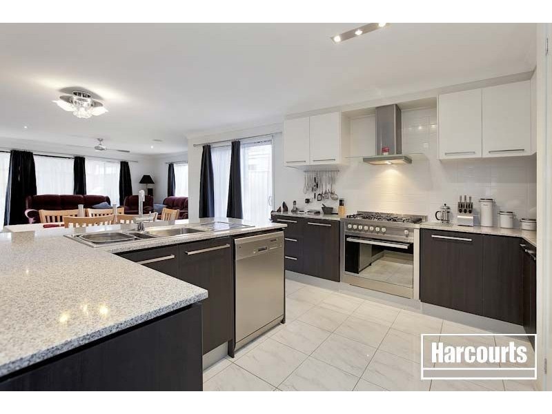 70 Tipperary Circuit, Pakenham VIC 3810