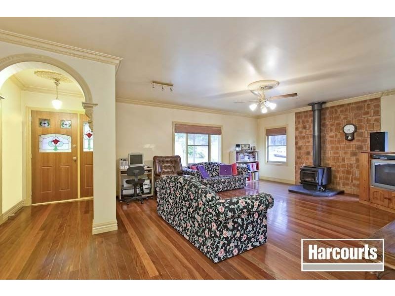 173 Gordon Road, Pakenham Upper VIC 3810