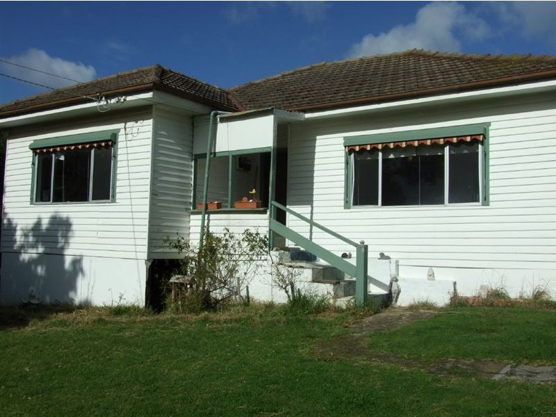 22 Thwaites Road, Pakenham VIC 3810