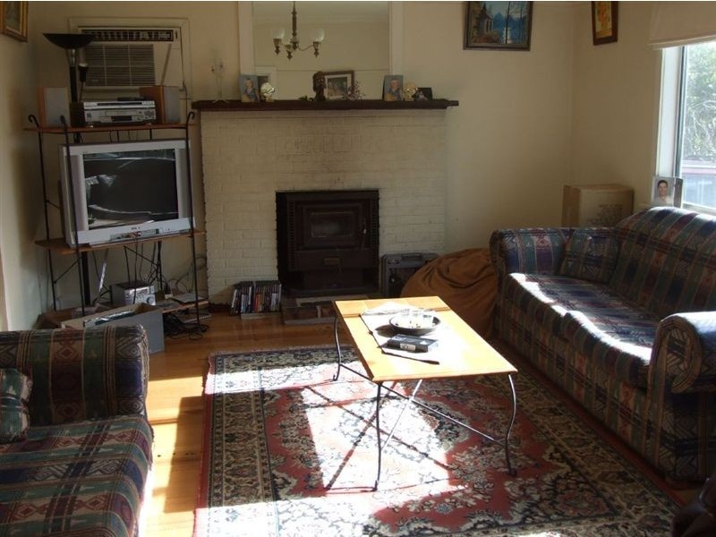 22 Thwaites Road, Pakenham VIC 3810