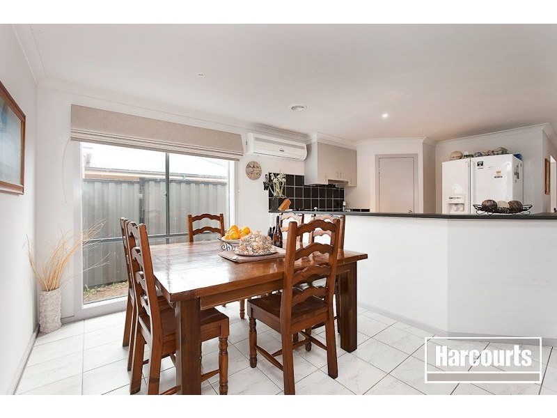 17 Killarney Crescent, Pakenham VIC 3810