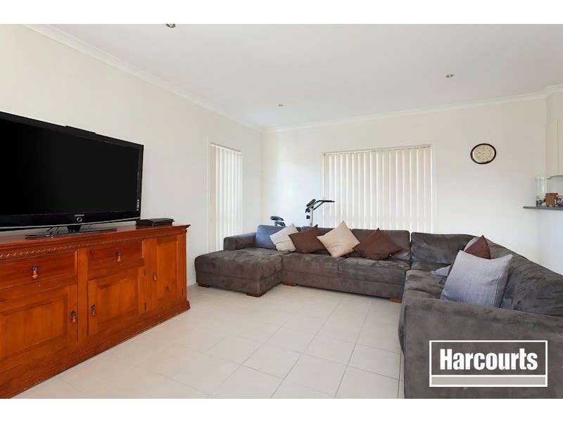 3 Joseph Banks Drive, Pakenham VIC 3810