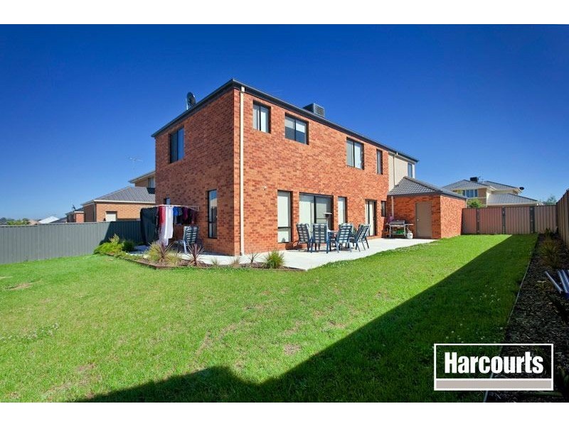 3 Joseph Banks Drive, Pakenham VIC 3810