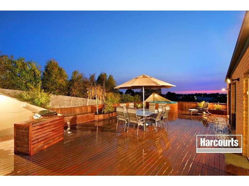 8 Kristina court, Pakenham VIC 3810