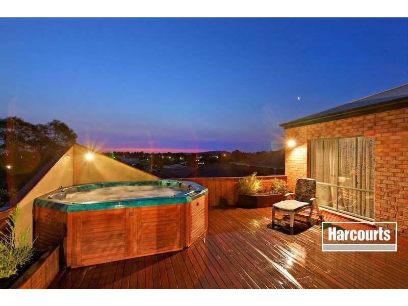 8 Kristina court, Pakenham VIC 3810