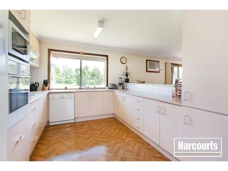 9 Fairway Court, Pakenham VIC 3810