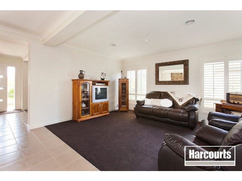 22 Kilburn Place, Pakenham VIC 3810