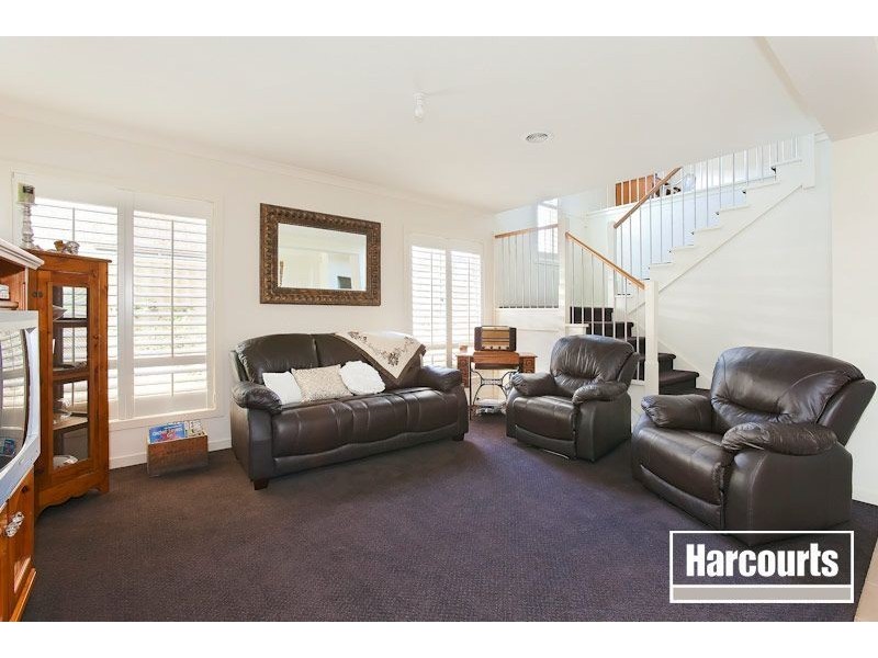 22 Kilburn Place, Pakenham VIC 3810