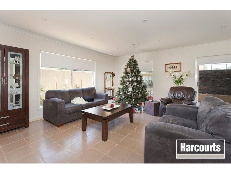 22 Kilburn Place, Pakenham VIC 3810