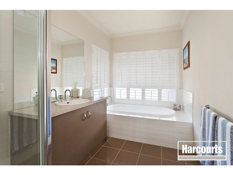 22 Kilburn Place, Pakenham VIC 3810